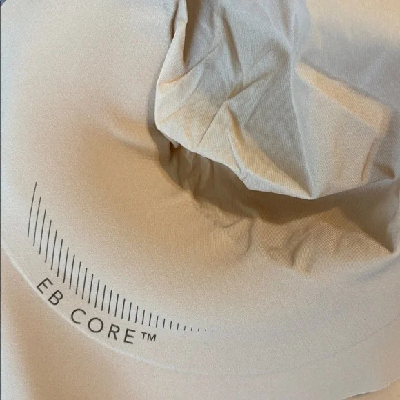 Evelyn Bobbie The Beyond Bra NWOT Sand L - Picture 6 of 8